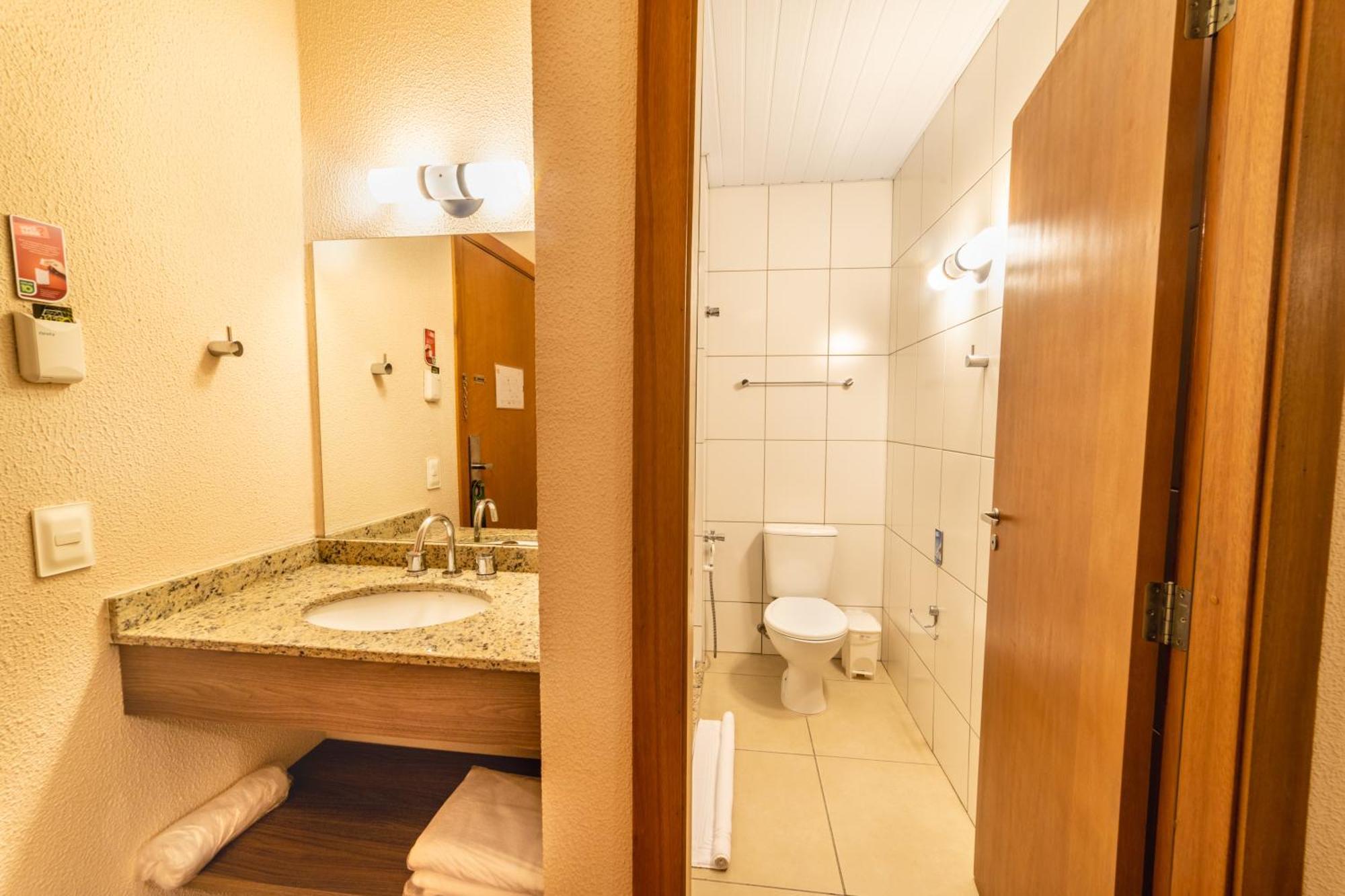 Hotel 10 Blumenau Zimmer foto