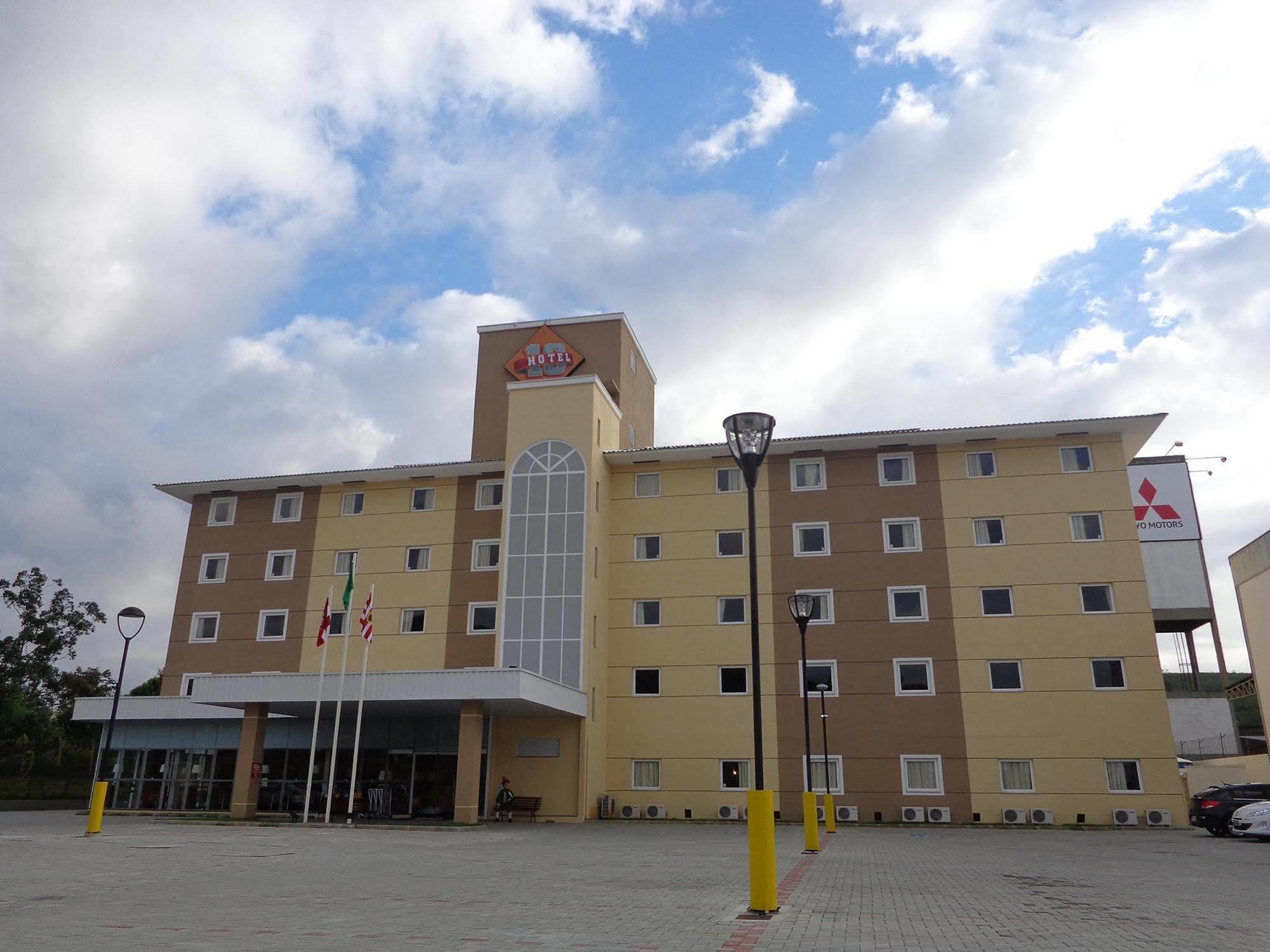 Hotel 10 Blumenau Exterior foto